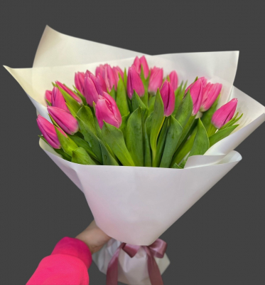 Букет из 25 розовых тюльпанов - Доставка цветов в Екатеринбурге