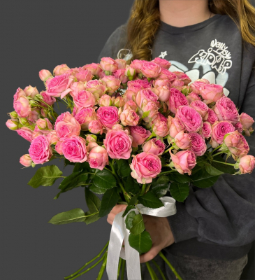 Букет из 15 кустовых роз - Доставка цветов в Екатеринбурге