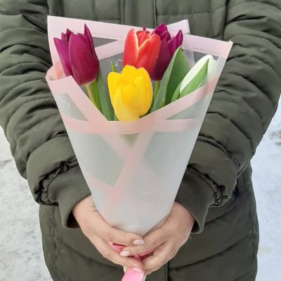 Букет "5 разноцветных тюльпанов" - Доставка цветов в Екатеринбурге