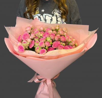 Букет из 7 кустовых роз - Доставка цветов в Екатеринбурге