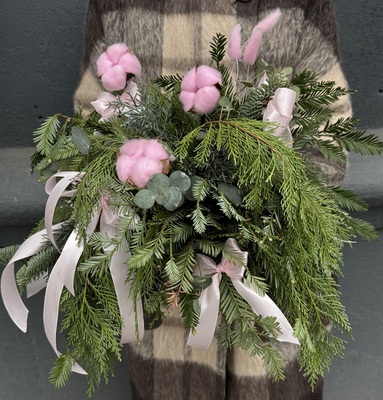 Зимняя композиция с хлопком ✨ - Доставка цветов в Екатеринбурге