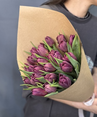 25 пионовидных тюльпанов 💜 - Доставка цветов в Екатеринбурге