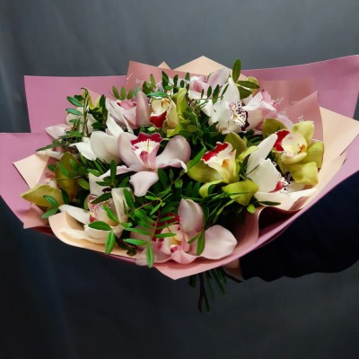Букет "Соло орхидеи" - Доставка цветов в Екатеринбурге